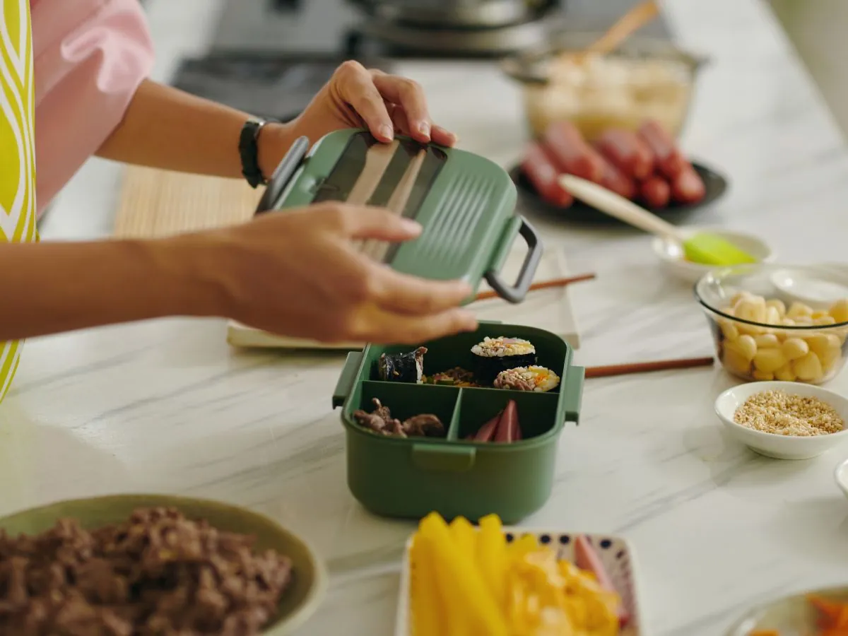 The Benefits of Meal Prepping for Busy Professionals: Save Time & Eat Healthier - andyou.ph